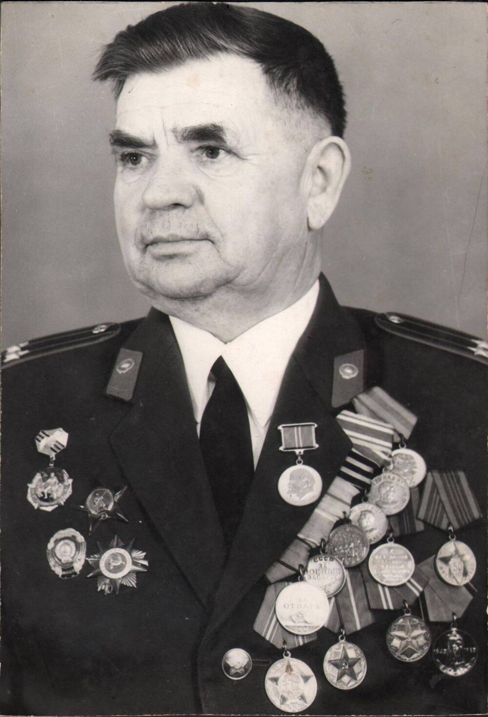 Фотография .Курочкин Николай Гаврилович (1919-2004 )ветеран войны,подполковник запаса,  начальник Еланской милиции в 60-70гг.ХХ века
