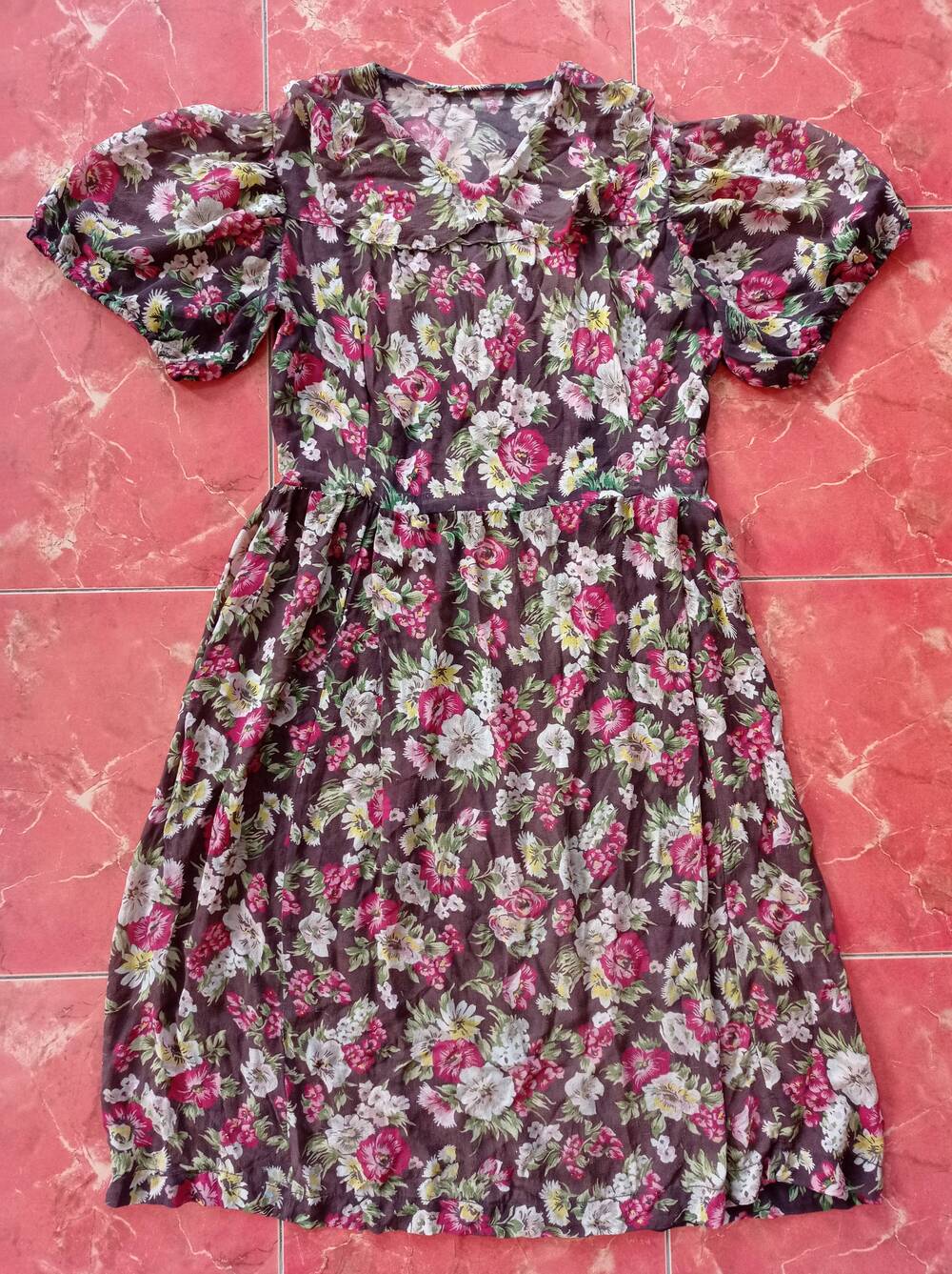 Платье шифоновое коричневое с цветами (СССР)