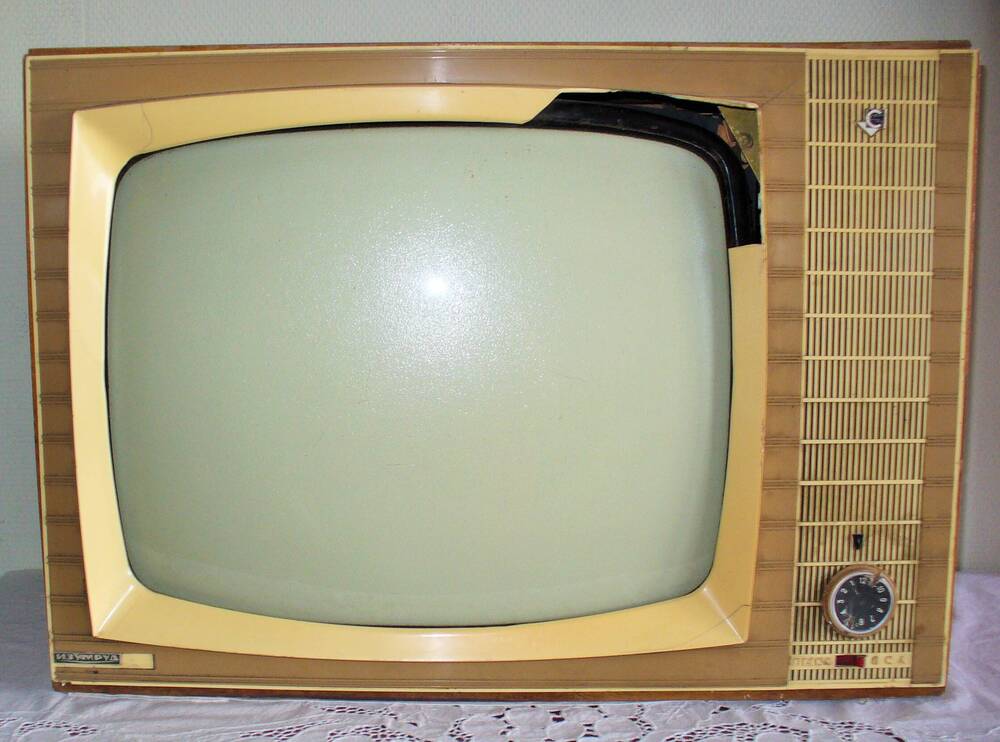 Телевизор Изумруд-1