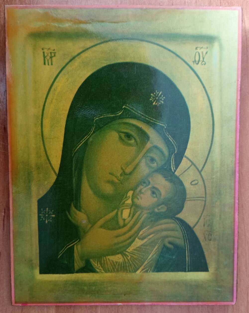 Миниатюра иконы Божьей Матери