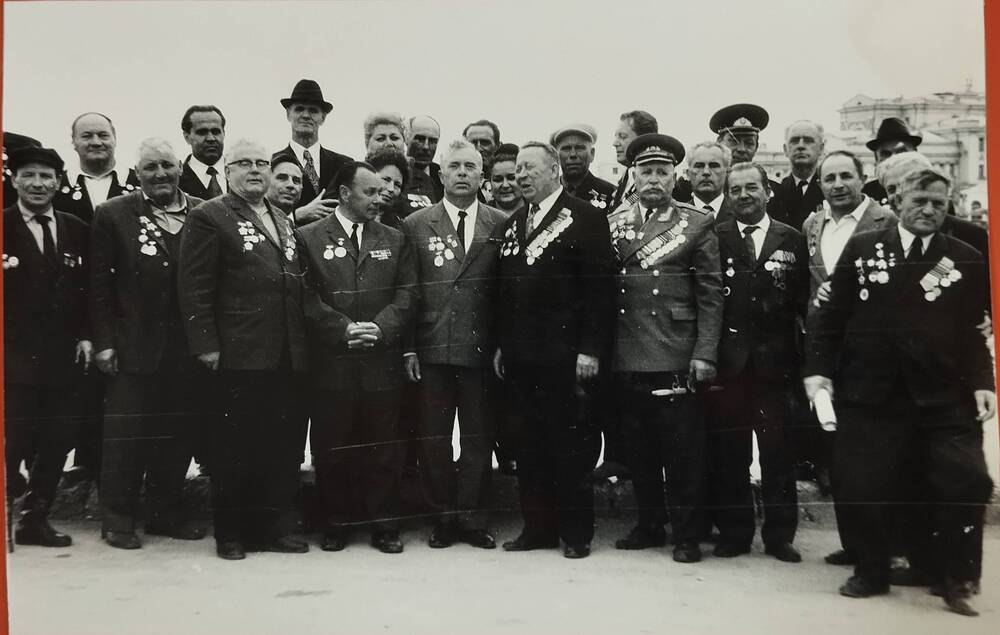Фотография Встреча ветеранов в г. Бахчисарай (май 1974г.)