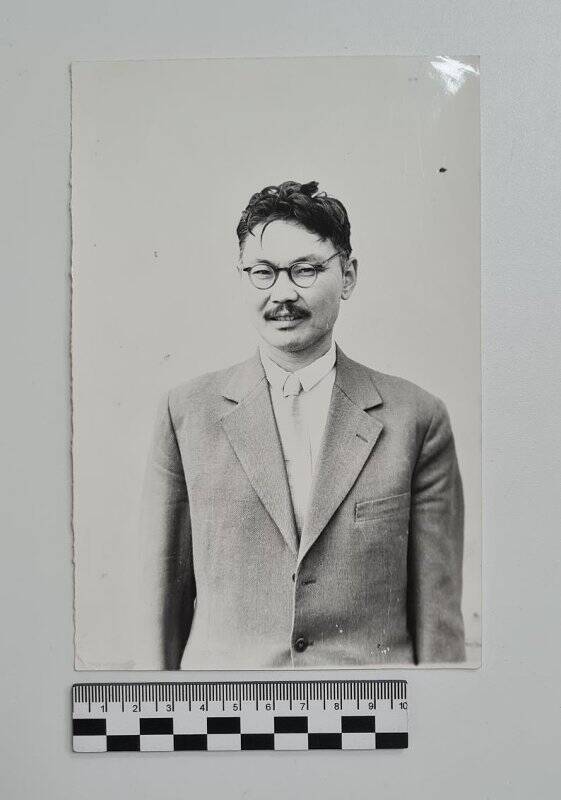 Фотография. Ч.Ц. Цыдендамбаев - бурятский писатель. 1960 г.