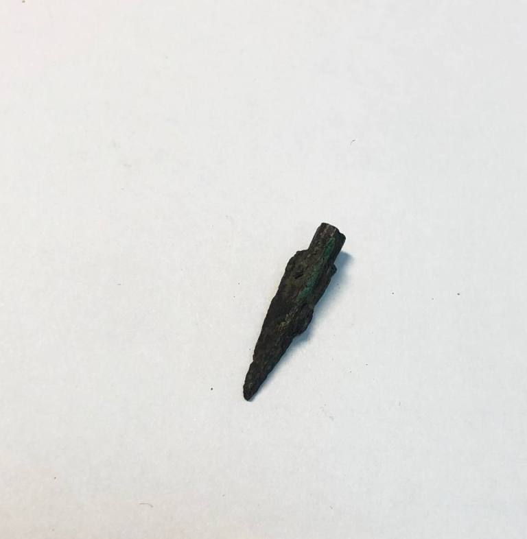 Наконечник скифских стрел трехгранный, IV-III век до н.э., черешковый литой