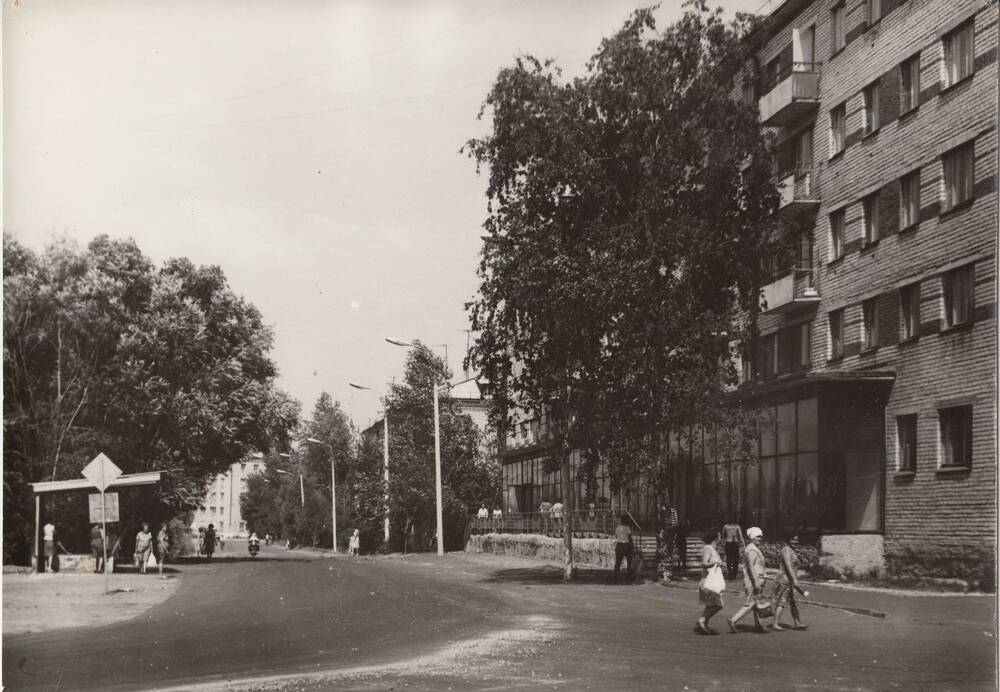 ФОТО. МИКРОРАЙОН В 1965 Г. И СТОРОНА УЛИЦЫ ДИМИТРОВА