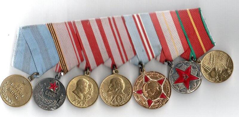 Медаль 40 лет Вооруженных Сил СССР Валеева М.А.