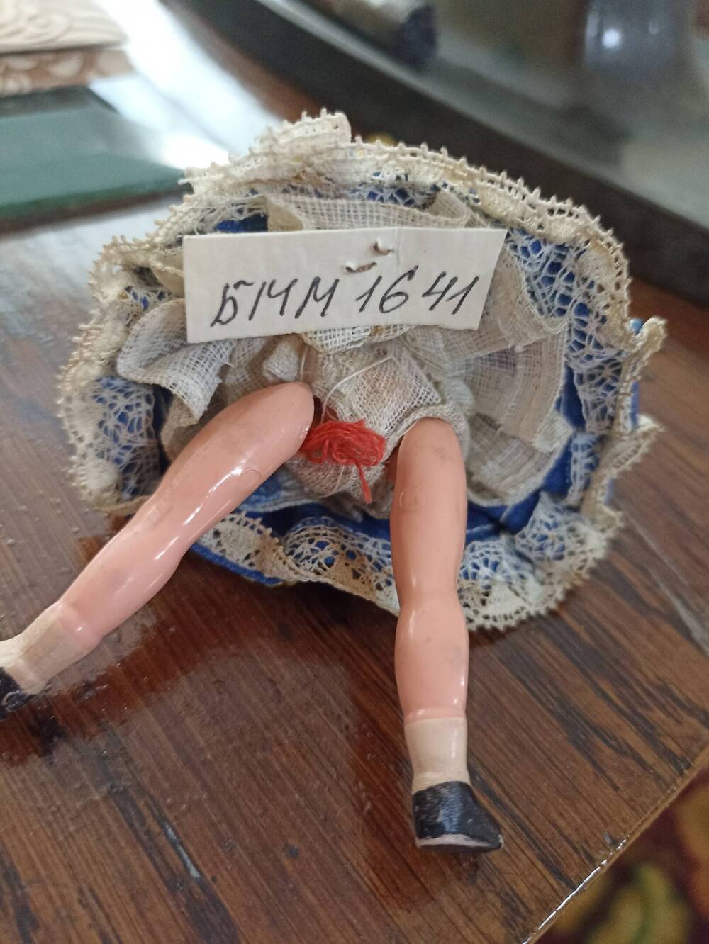 Сувенирная кукла из Венгрии