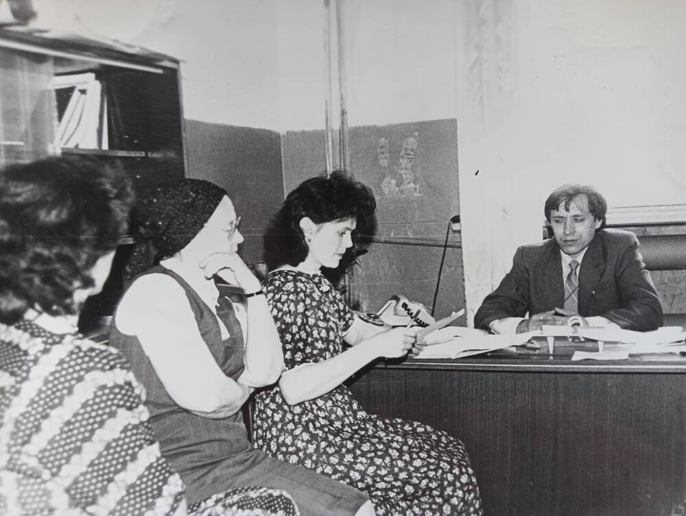 Фото из альбома Белебеевского УПП ВОС , оформлен в 1988г.