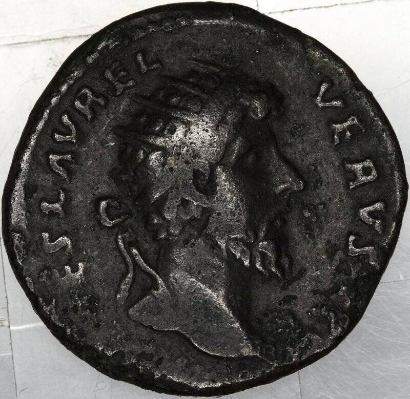 Монета. Римская империя. Марк Аврелий (для Л.Вера), дупондий
