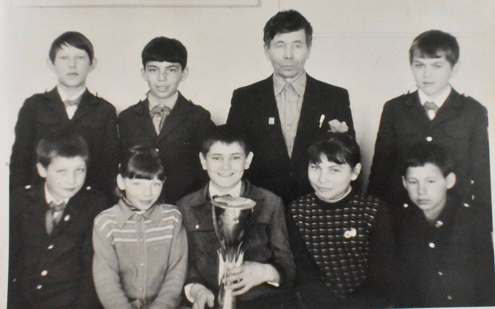Фотография Команда шашистов ПЧСШ, завоевавшая переходящий кубок РК ВЛКСМ в 1986 году