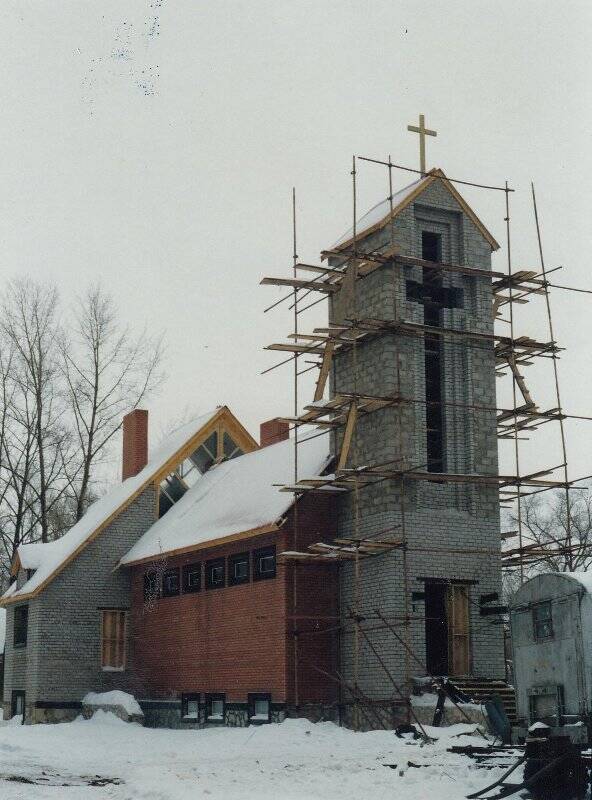 Фотография. Проект строящегося здания католической церкви