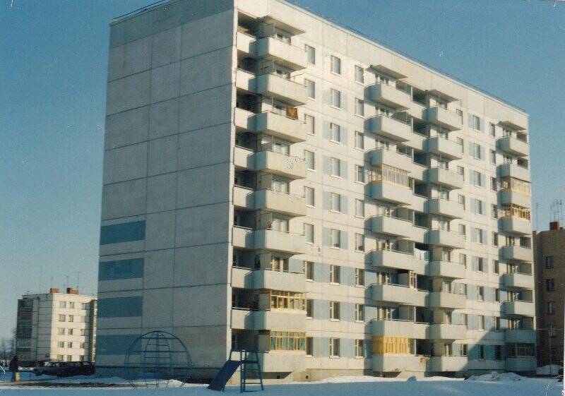 Фотография. Вид жилого 9-этажного здания по ул.Первомайской.