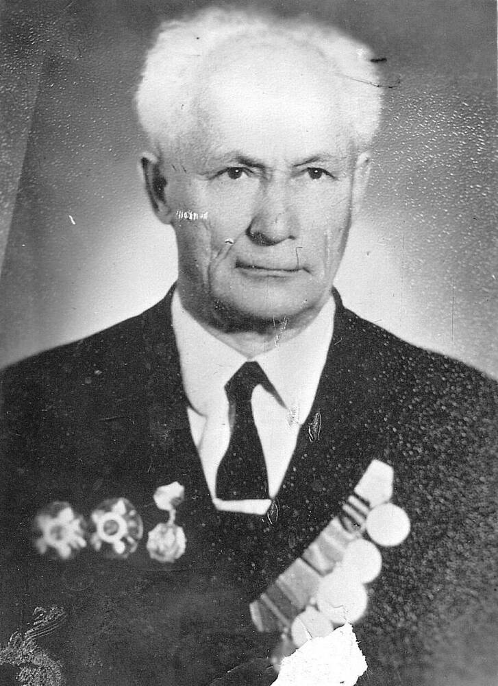 Фотография черно-белая Мухтарова Бахида Мухтаровича, ветерана Великой Отечественной войны 1941-1945 г. г.