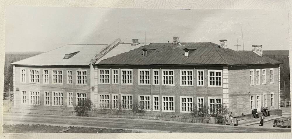 Фотография Пыелдинская средняя школа