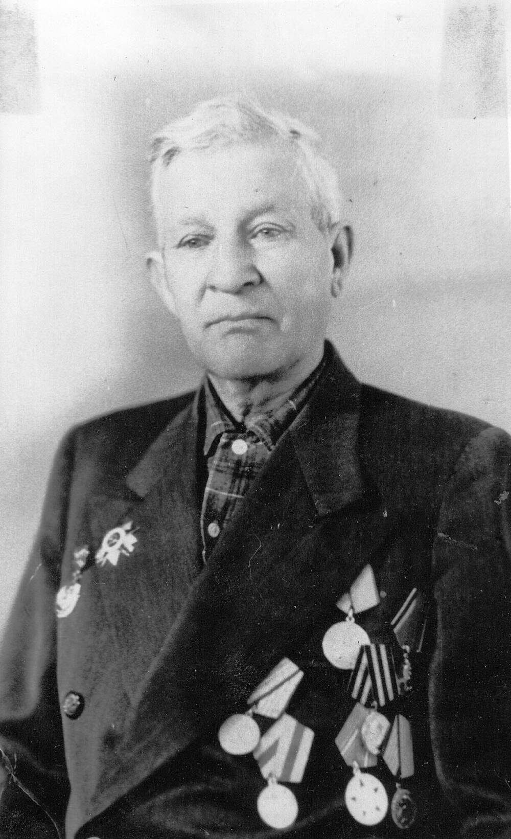 Фотография черно-белая Радушева Василия Степановича, ветерана Великой Отечественной войны 1941-1945 г. г.