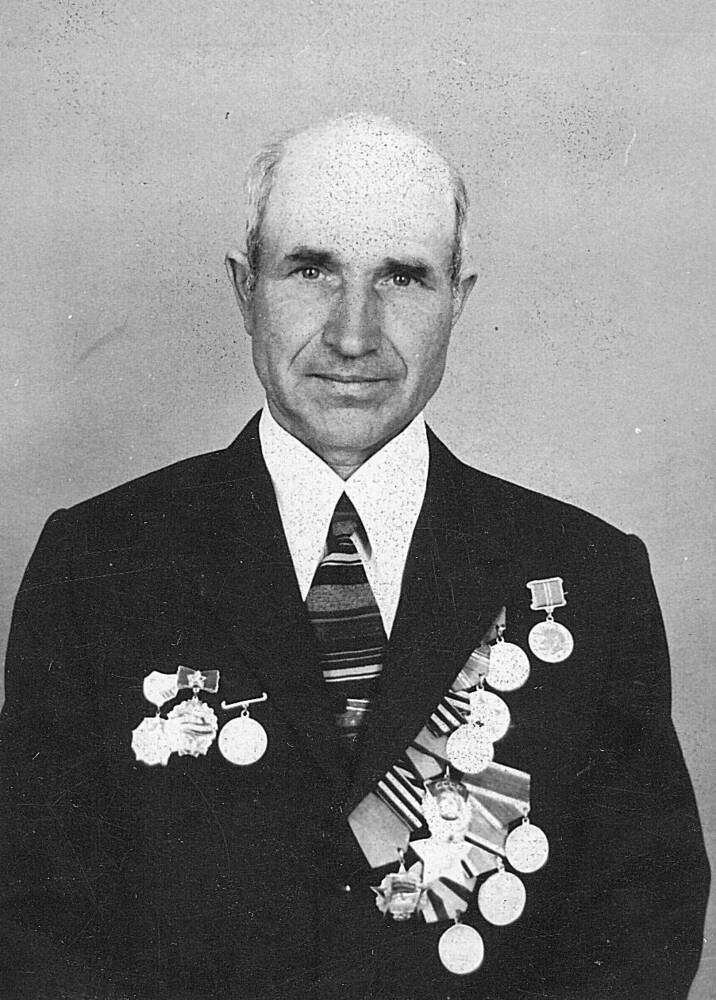 Фотография черно-белая Романькова Петра Николаевича, ветерана Великой Отечественной войны 1941-1945 г. г.