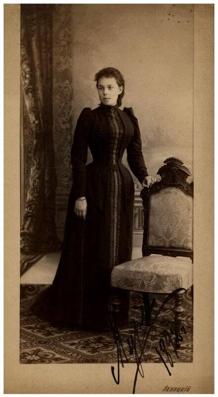 Фотография. Мария Ивановна Нахимова (урождённая Мальцева; 1873–1906).