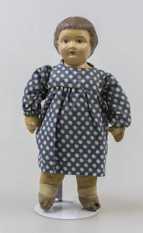 Кукла, девочка в платье синего цвета и в белый горох