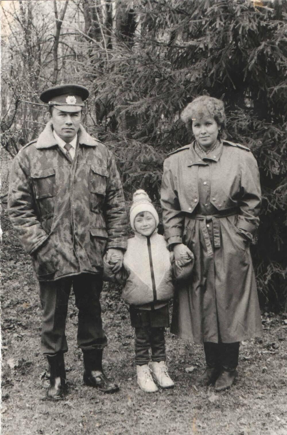 Фото. Колбасов Владимир со своей семьёй.