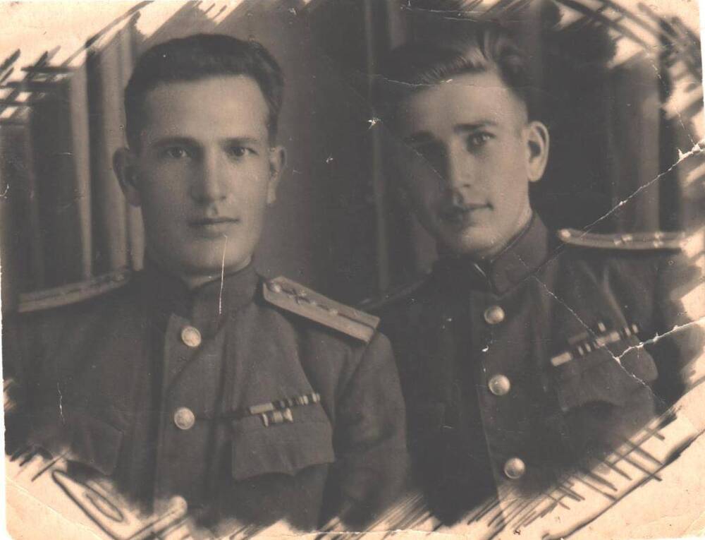 Фотография Братья Айбабины: Василий и Александр. Чебоксары, 1947 г.