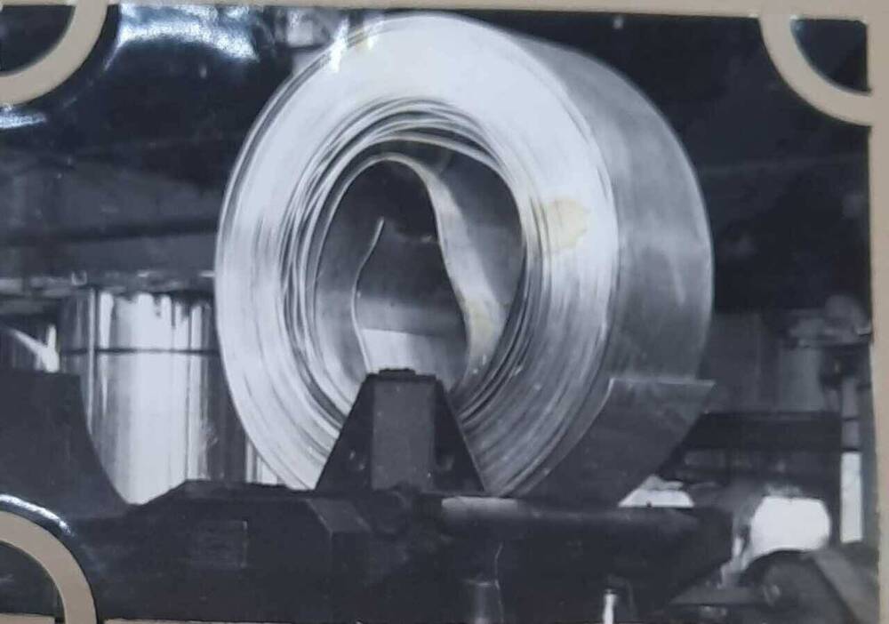 Фотография: Первый рулон алюминиевой полосы весом 2т., полученной на агрегате