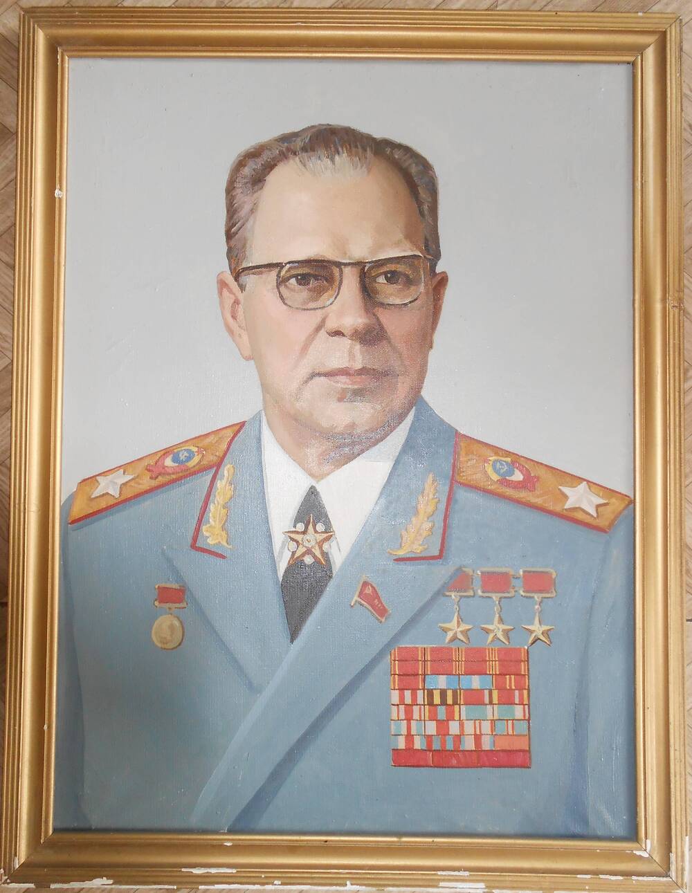 Портрет Г.К. Устинова на подрамнике.