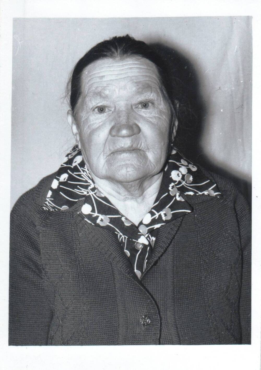 Фотопортрет погрудный. Лысенко Мария Павловна, 1924 г.р., труженица тыла