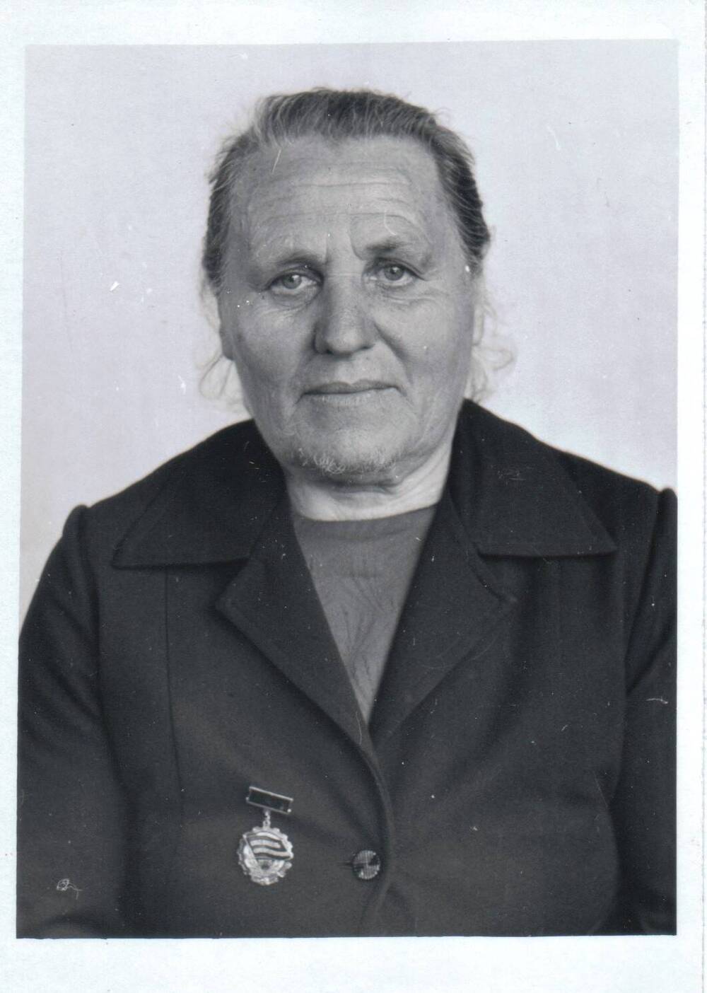 Фотопортрет погрудный. Бонецкая Мария Сергеевна, 1930 г.р., ветеран трудового фронта