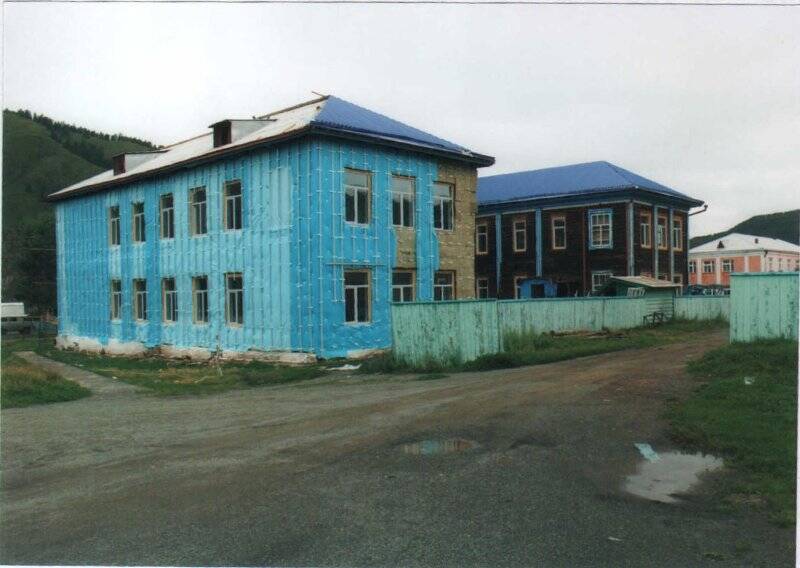 Фото: Строительные работы по ремонту Шебалинской начальной школы.