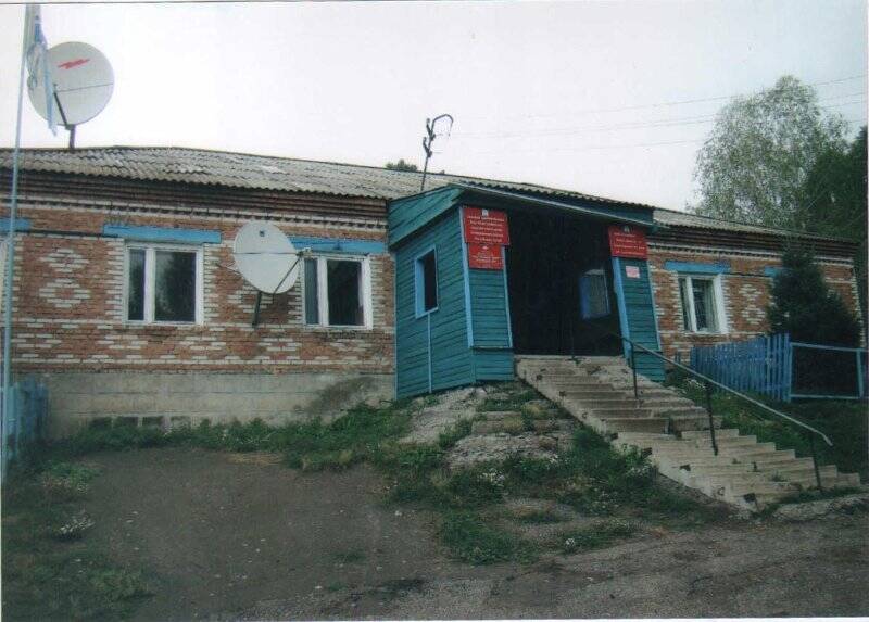 Фото: «Здание сельской администрации Верх-Карагужского сельского поселения».