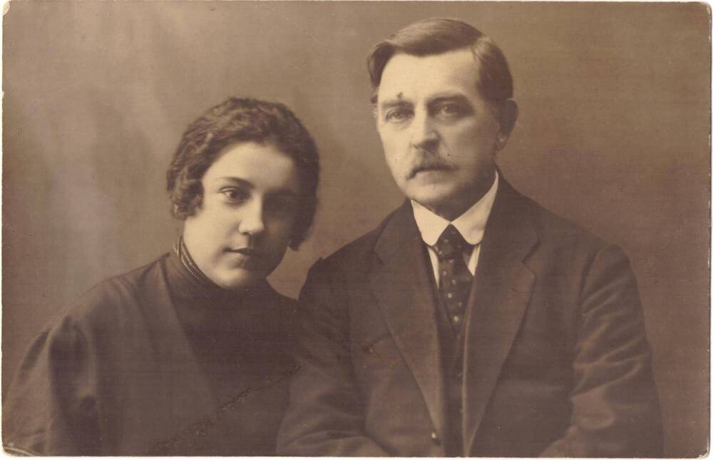 Фото. П.А.Савицкий с дочерью Катей