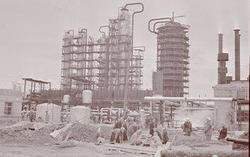 Строительство Ново-Горьковского нефтеперерабатывающего завода.  Завершающий этап строительства АВТ-2.