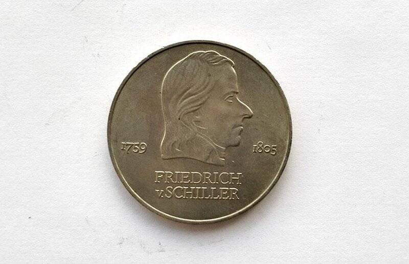 Монета достоинством 20 марок. Фридрих фон Шиллер