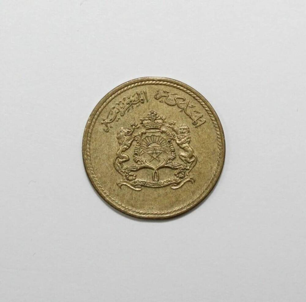 Монета 5 сантимов




























 








