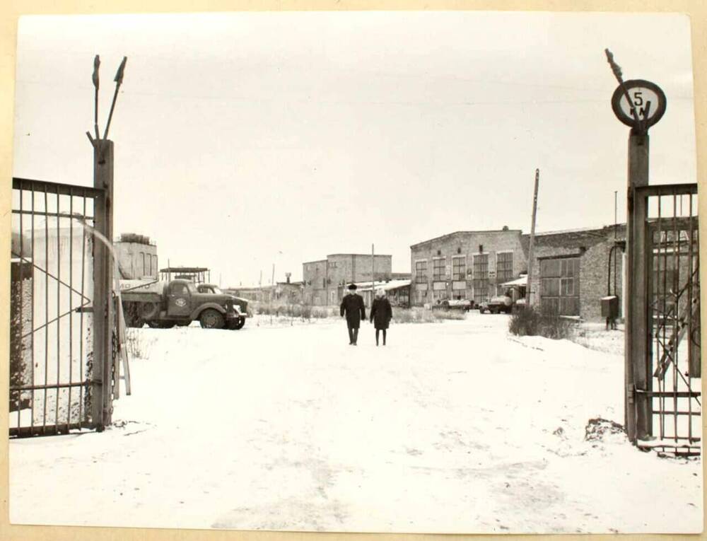 Фото. Панорама нового завода. снимок 1970 г.