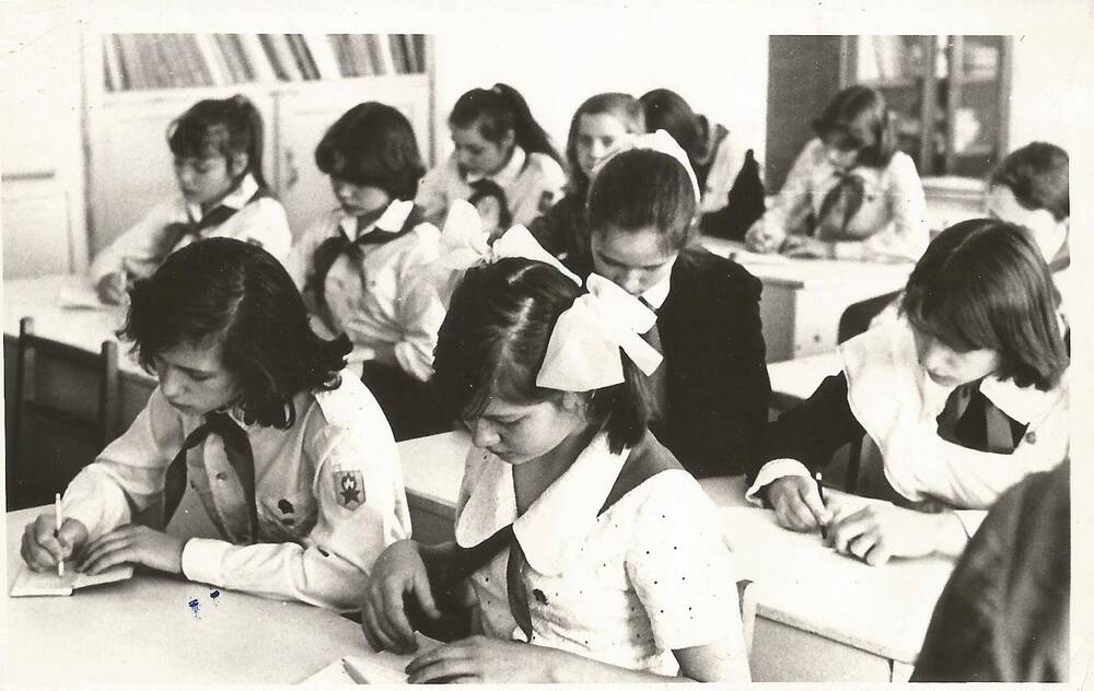 Фото ч/б Школьная олимпиада 1978г.