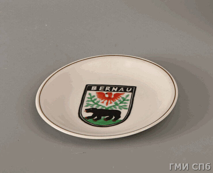 Тарелка сувенирная с гербом города Bernau.