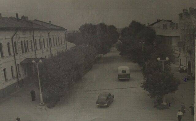 Фотография. Общий вид улицы Ленина в 1952 году