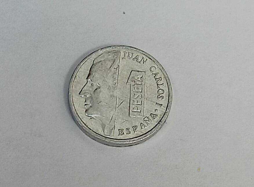 Монета номиналом 1 песета. Испания. 1989 год.