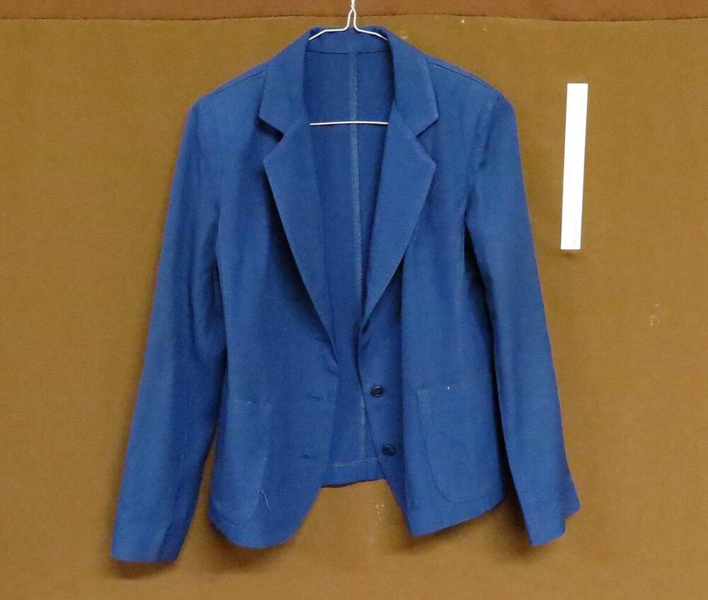 Предмет одежды. Пиджак форменный из комплекта школьной формы для старшеклассницы образца 1984-1992 гг. СССР, Омск, конец 1980-х гг.