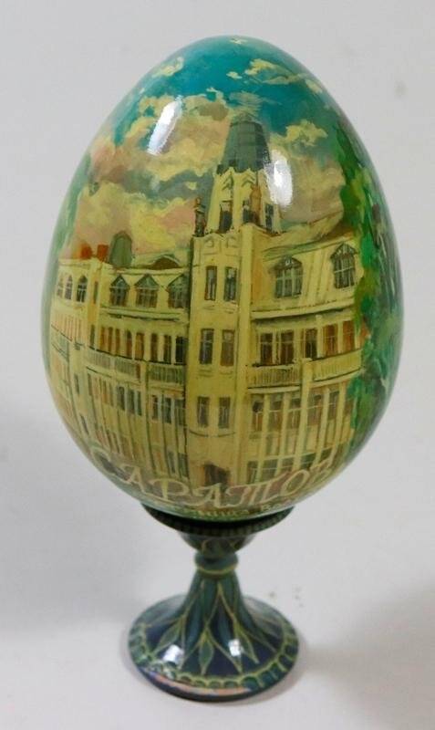 Яйцо пасхальное на подставке «Гостиница «Волга» 1914 г.»