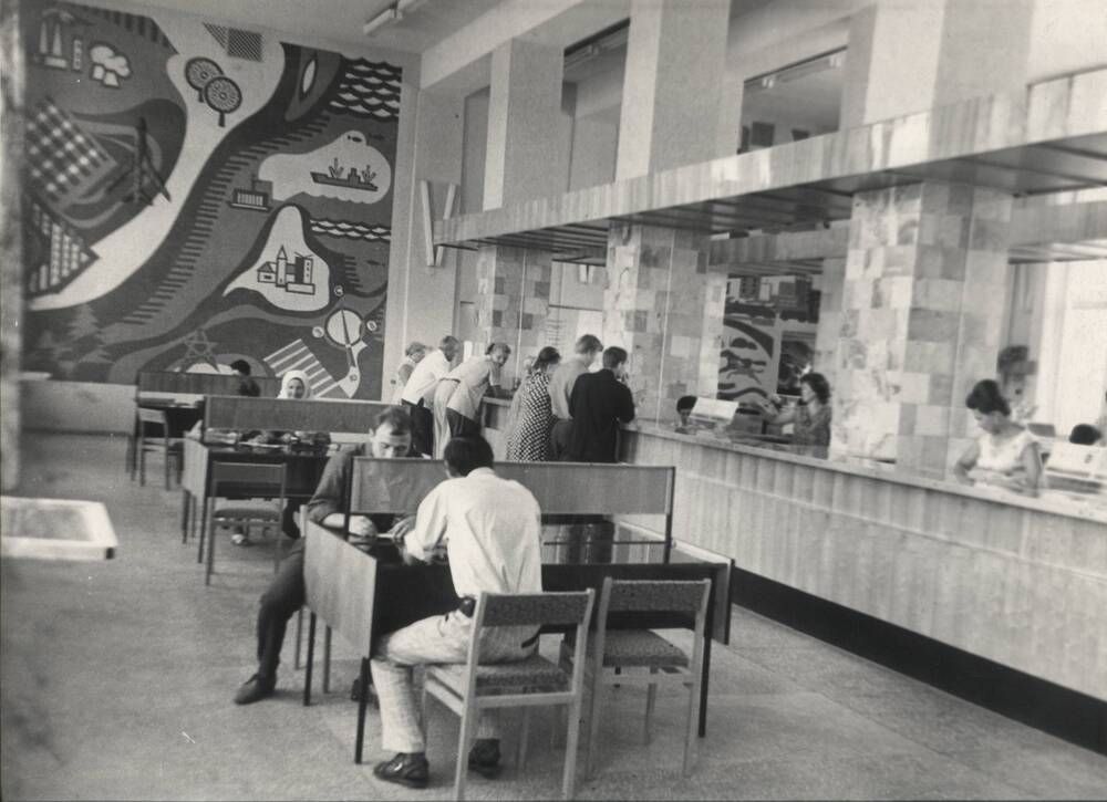 Фотография.    Операционный зал «Дома Связи»,  вступивший в строй в 1972г.