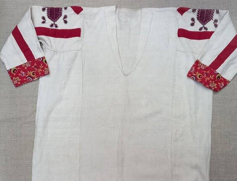 Рубаха женская из праздничного удмуртского костюма