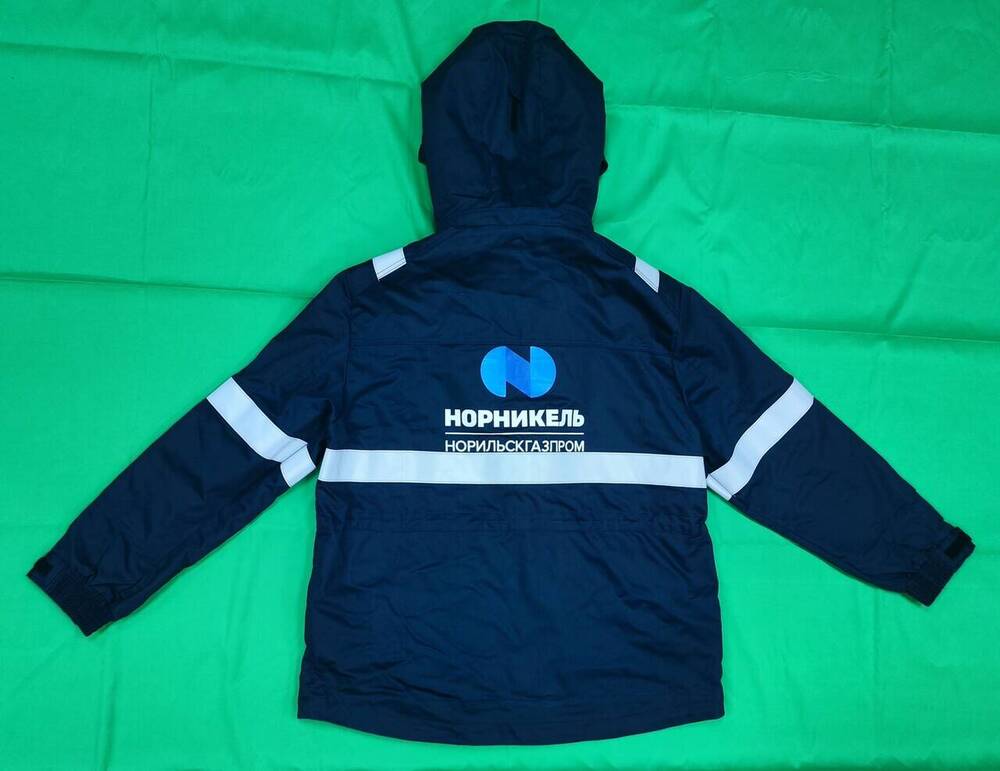 Куртка «Петролеум плюс» из комплекта спецодежды сотрудников АО «Норильскгазпром»