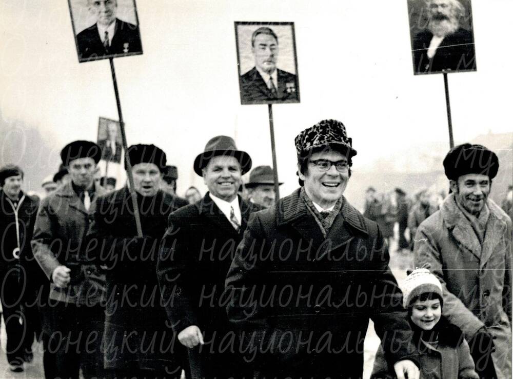 Фото, демонстрация, автор Казнин В.А., ч/б