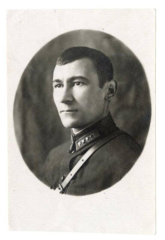 Фотография. Булатов Ф.Г. - помощник комбата 1 татарского стрелкового полка