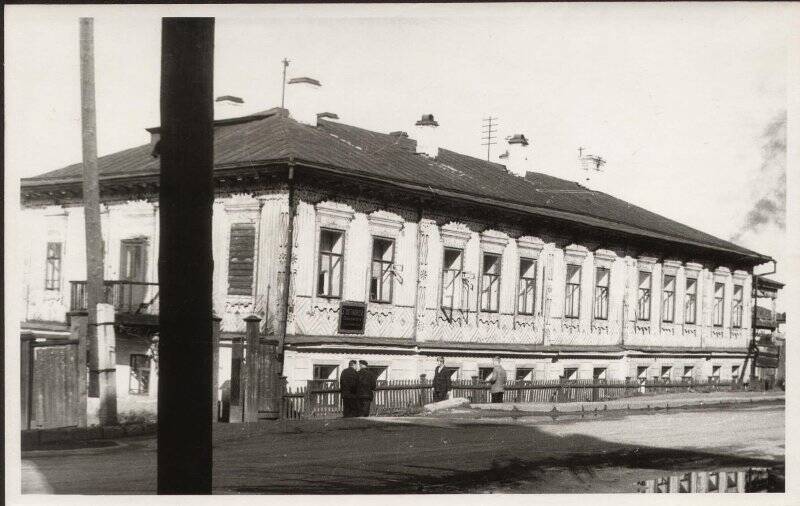 Фотография. Соликамск. Старая гостиница по ул. Ленина. Лето 1970 г.