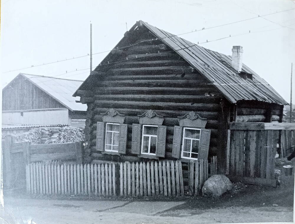 Фотография черно-белая Город Тулун, улица им. Володарского.