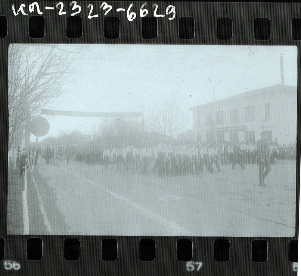 Негатив. Парад 9 мая 1976 г. 