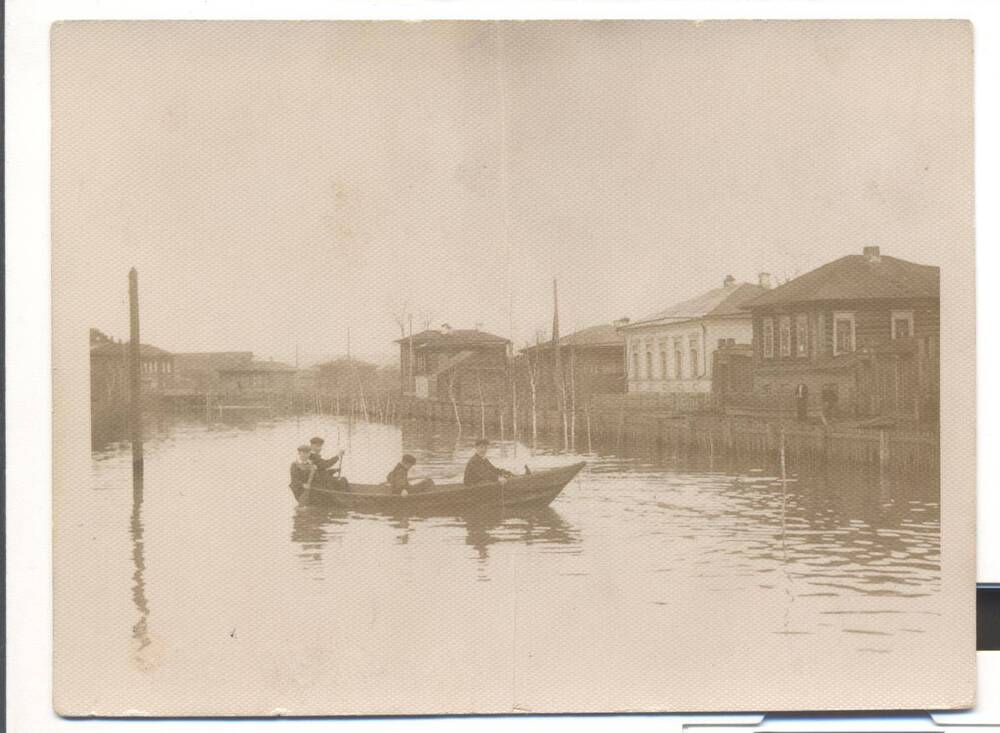 Фотография видовая «Ирбит. Весенний разлив, 1957 г.»