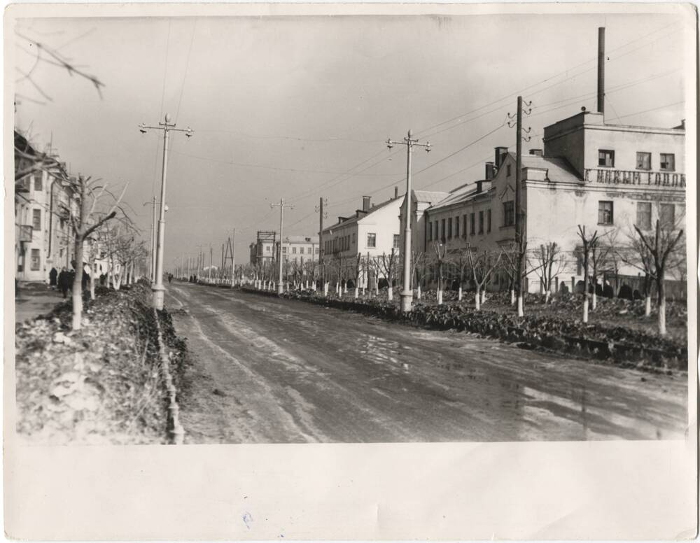 Фотография. Улица Станиславского г. Орска. 1961 г.